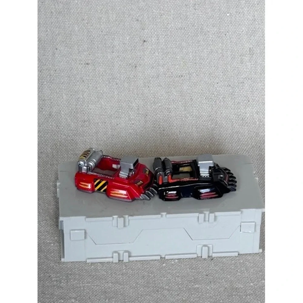 Micro Machines Lot‎ 8 Cars w/ Parts & Gray Case Vintage Galoob Vehicles